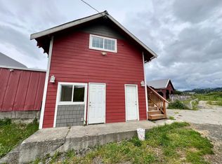 52471 Reedsford Rd, Myrtle Pt, OR 97458
