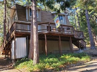 25335 Acorn Ln, Idyllwild, CA 92549