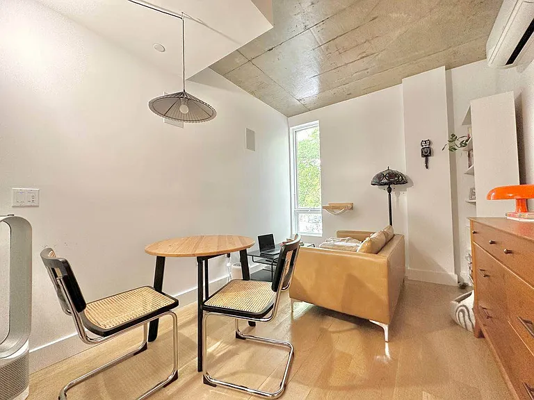 152 Manhattan Ave #2B — Photo 4
