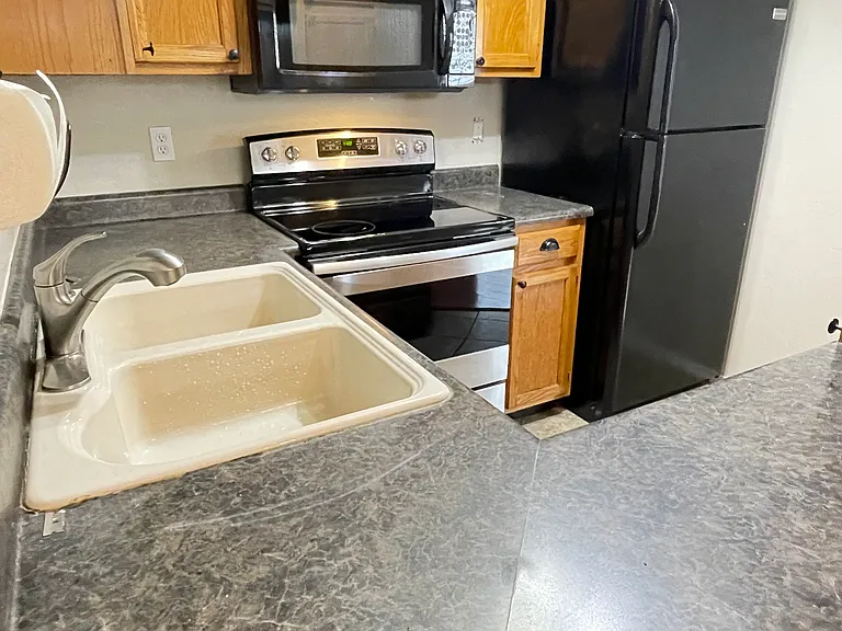 11525 N Meridian Ave — Photo 9