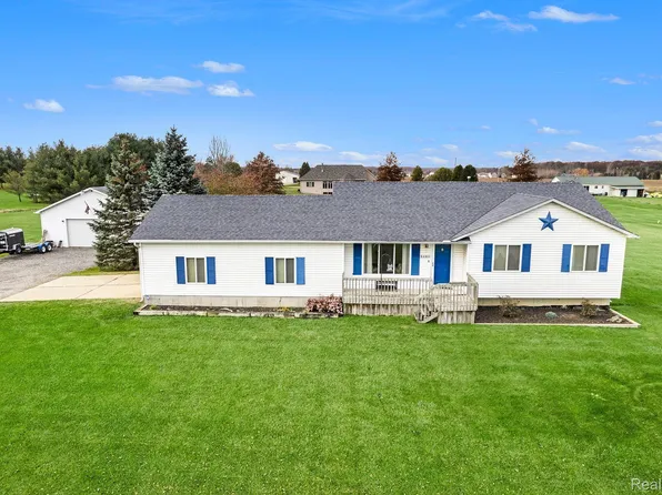 8460 Jesse Ln, Swartz Creek, MI 48473