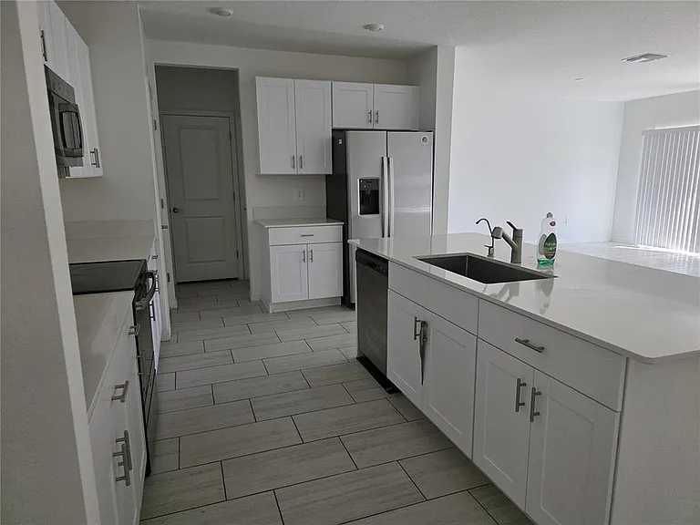 12588 Timber Moss Ln — Photo 2