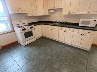 10 Cliff St APT 3, Quincy, MA 02169