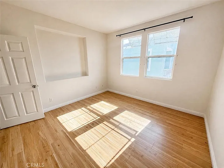 542 N Chardonnay Dr — Photo 3