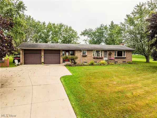 4334 State Route 39, Millersburg, OH 44654
