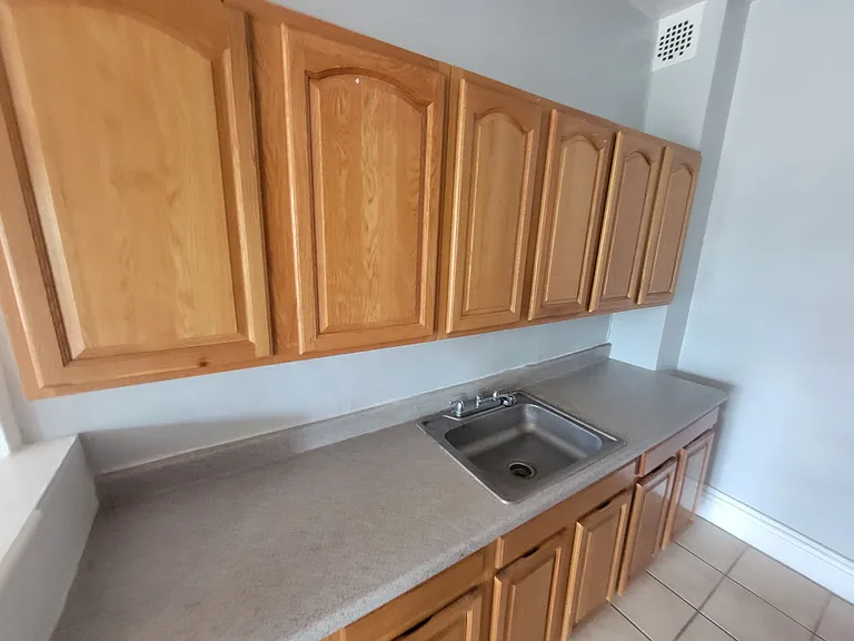 Cynwyd Manor — Photo 12