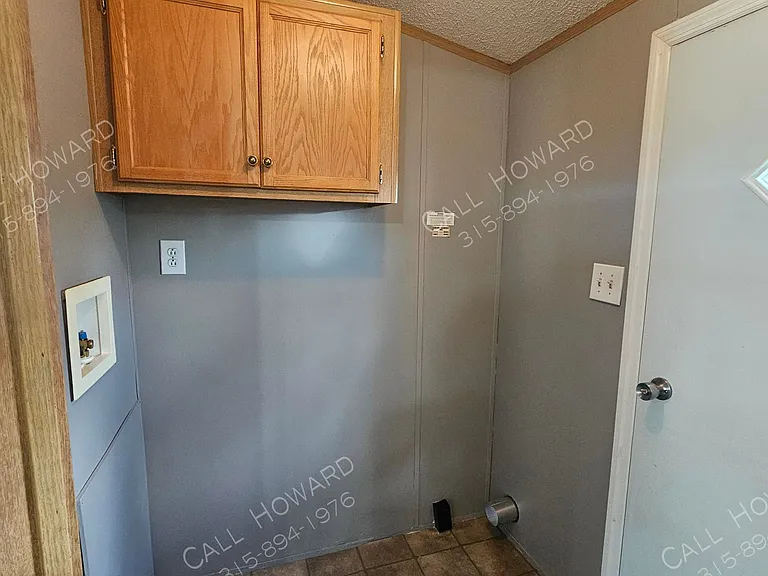 442 Tulip Dr — Photo 9
