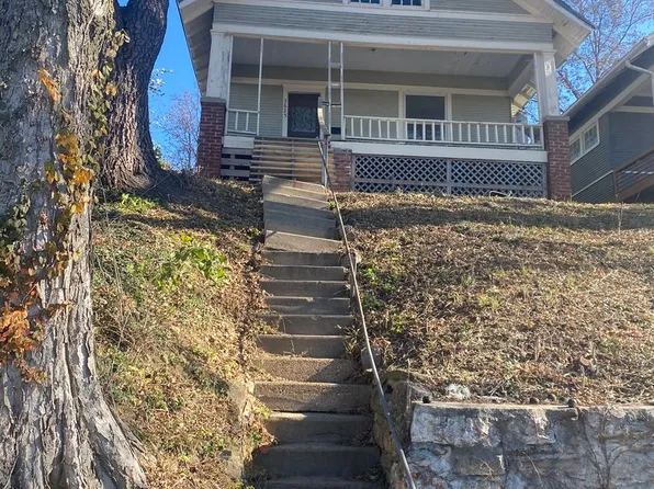 3625 State Line Rd, Kansas City, MO 64111