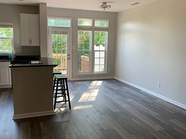 8149 Belton Cir — Photo 9