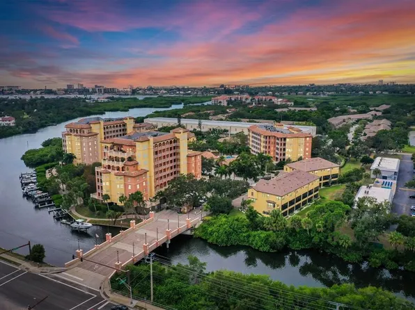 5591 Cannes Cir APT 302, Sarasota, FL 34231