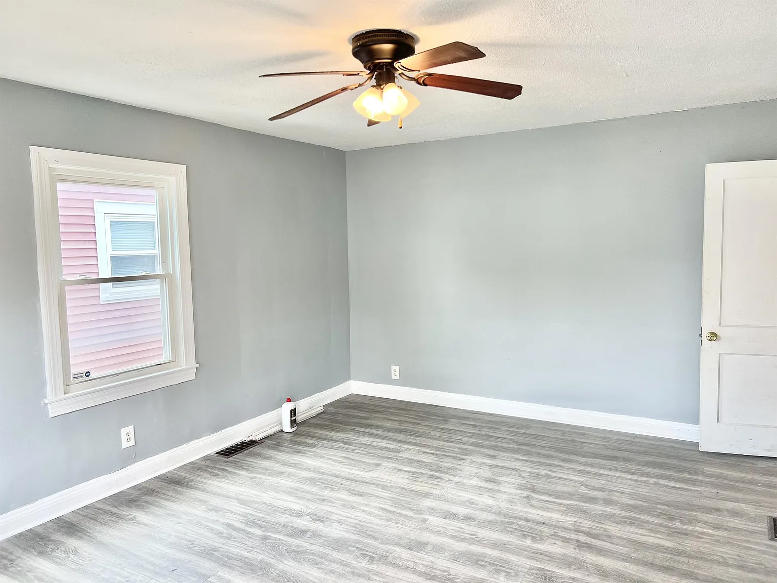 3816 Garfield Avenue - 1 — Photo 1