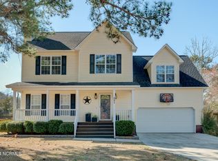 231 Derby Downs Dr, Sneads Ferry, NC 28460