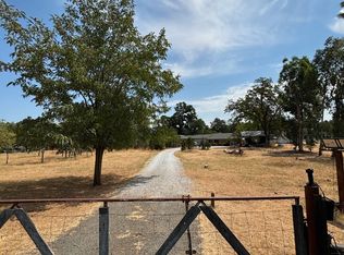 19481 Rambling Oak Dr, Redding, CA 96003 | MLS #24-2965 | Zillow