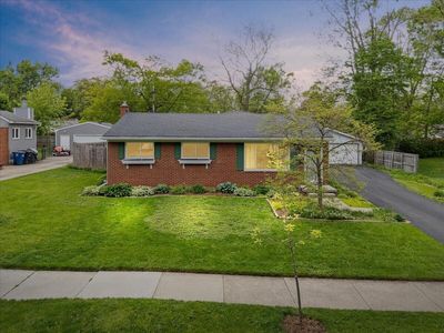 681 Archwood Dr, Ann Arbor, MI, 48103