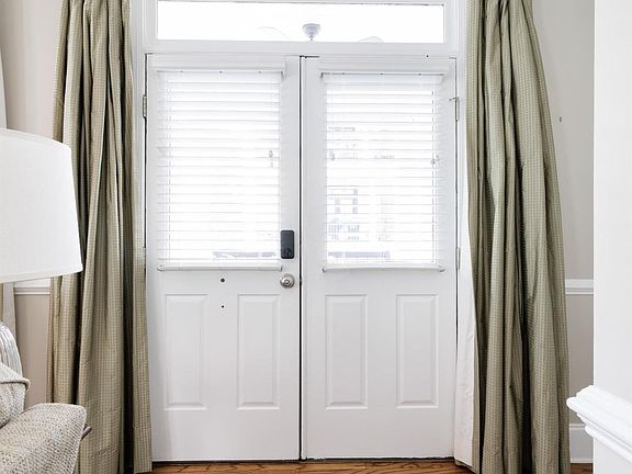 4th image of 204 E Park Ave Unit 801