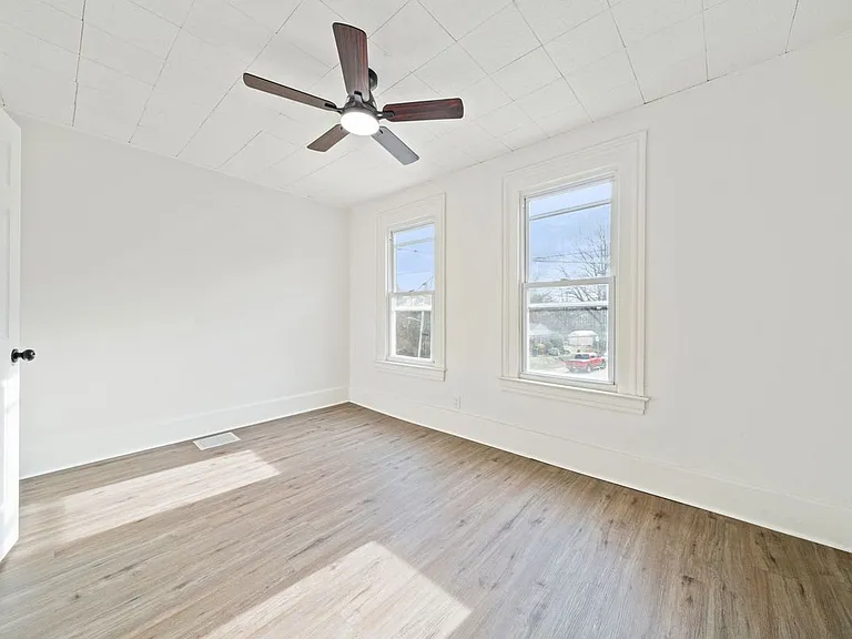 3226 Richardson Ave — Photo 14