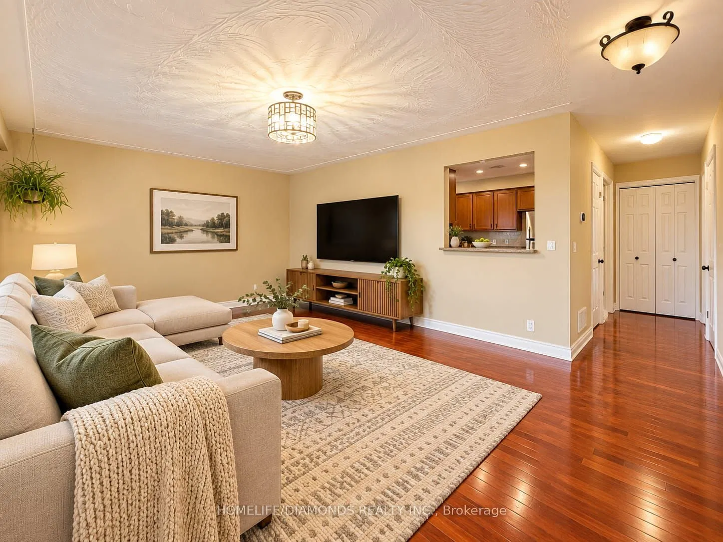 3 bed, $2,990 — Photo 3