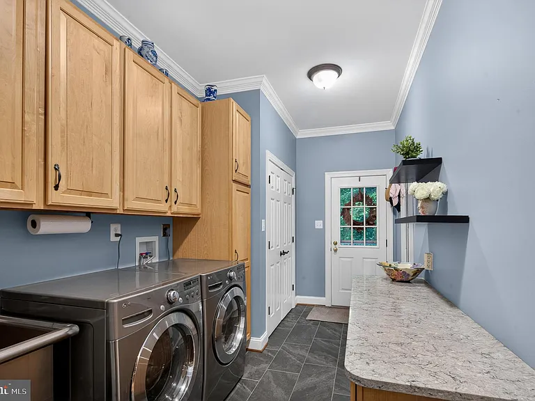 6601 Colchester Rd — Photo 30