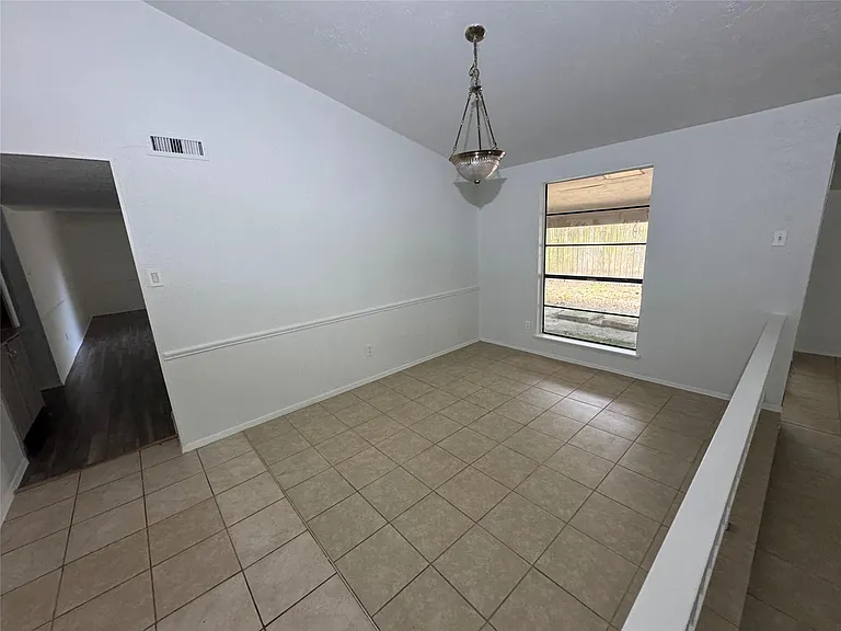 3807 Cypressdale Dr — Photo 3