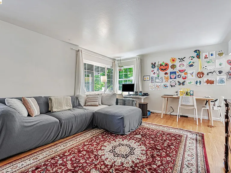 2050 Donald Dr — Photo 4