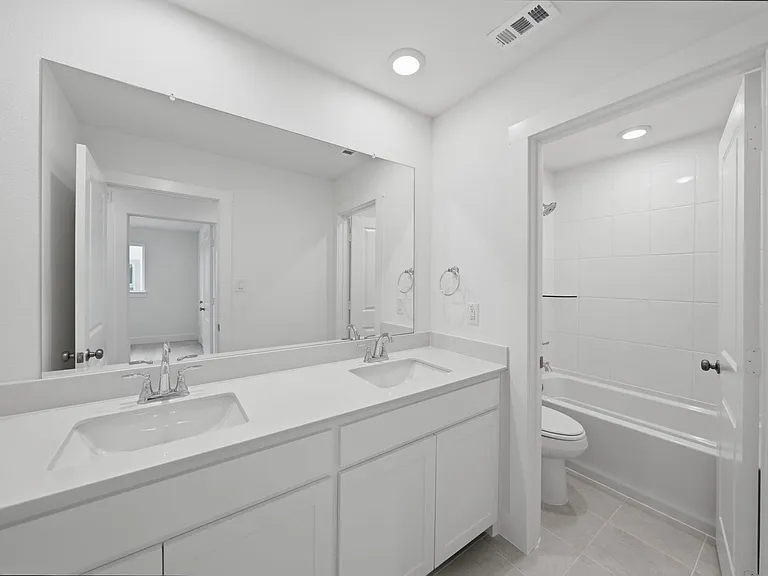 328 Chestnut St — Photo 17