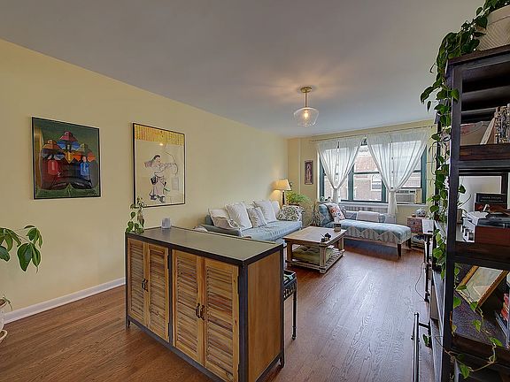 3rd image of 34-20 79th St APT 4F