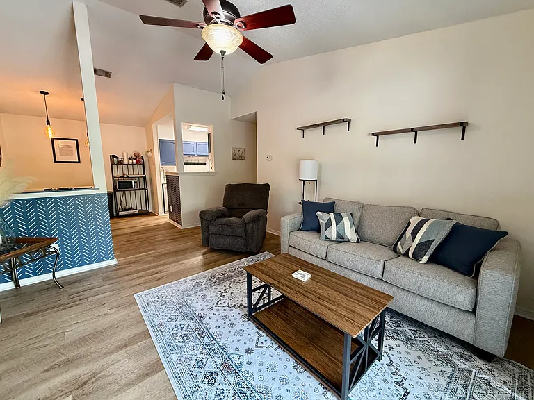 2299 Scenic Hwy #G6 — Photo 1