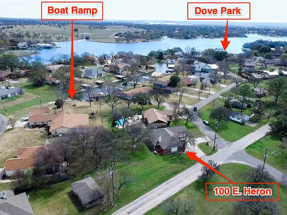 1st image of 100 E Heron Dr