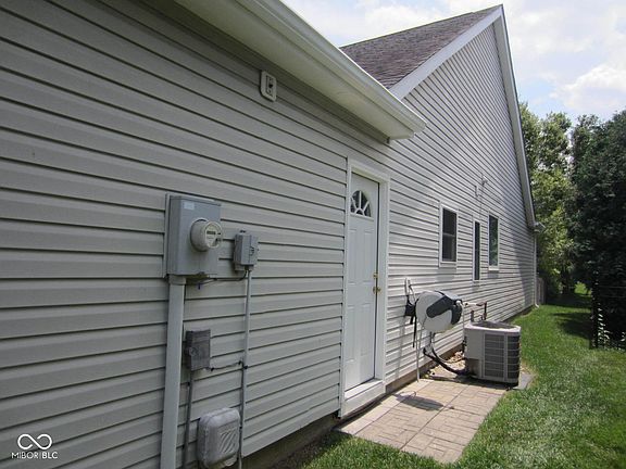 3rd image of 9035 Bailey Way