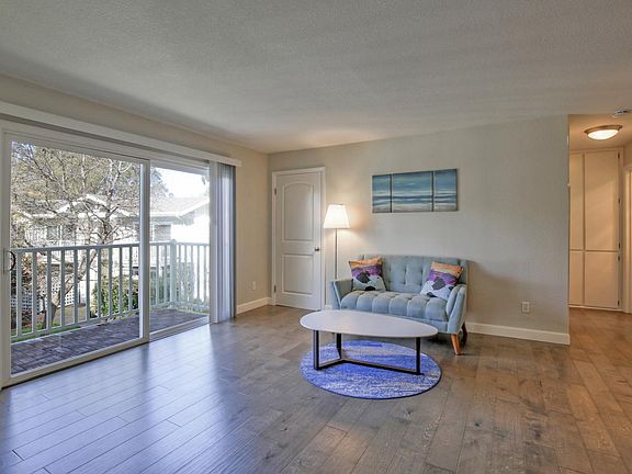 5th image of 755 14th Ave APT 706
