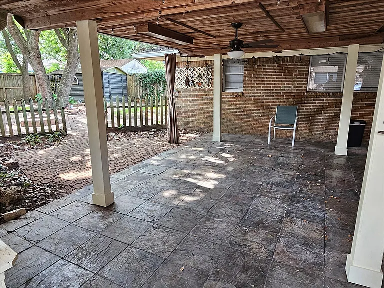 3414 Knob Hill St — Photo 20