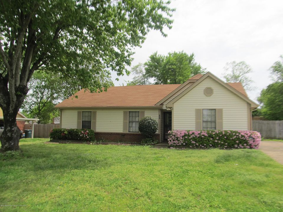 1st image of 701 Greencliff Dr
