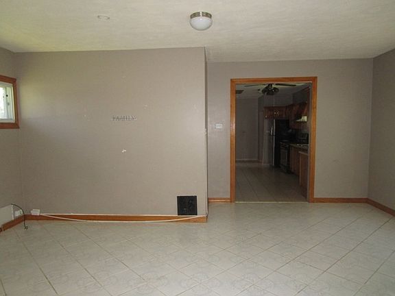 5th image of 1109 Argonne Dr