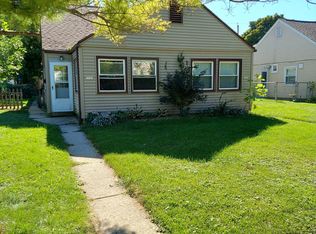3324 S Taylor Ave, Milwaukee, WI 53207
