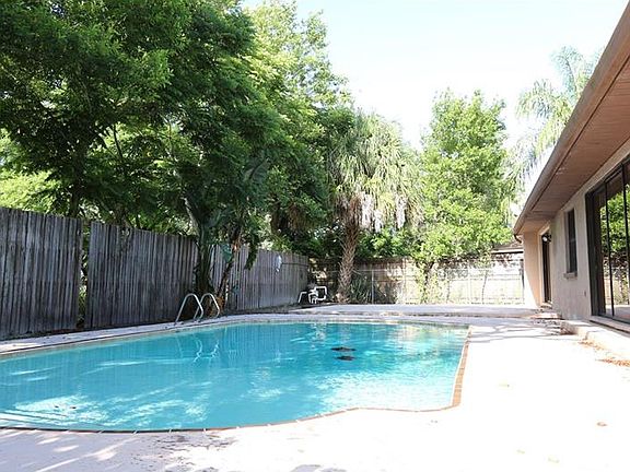 2nd image of 6126 Liberty Ave
