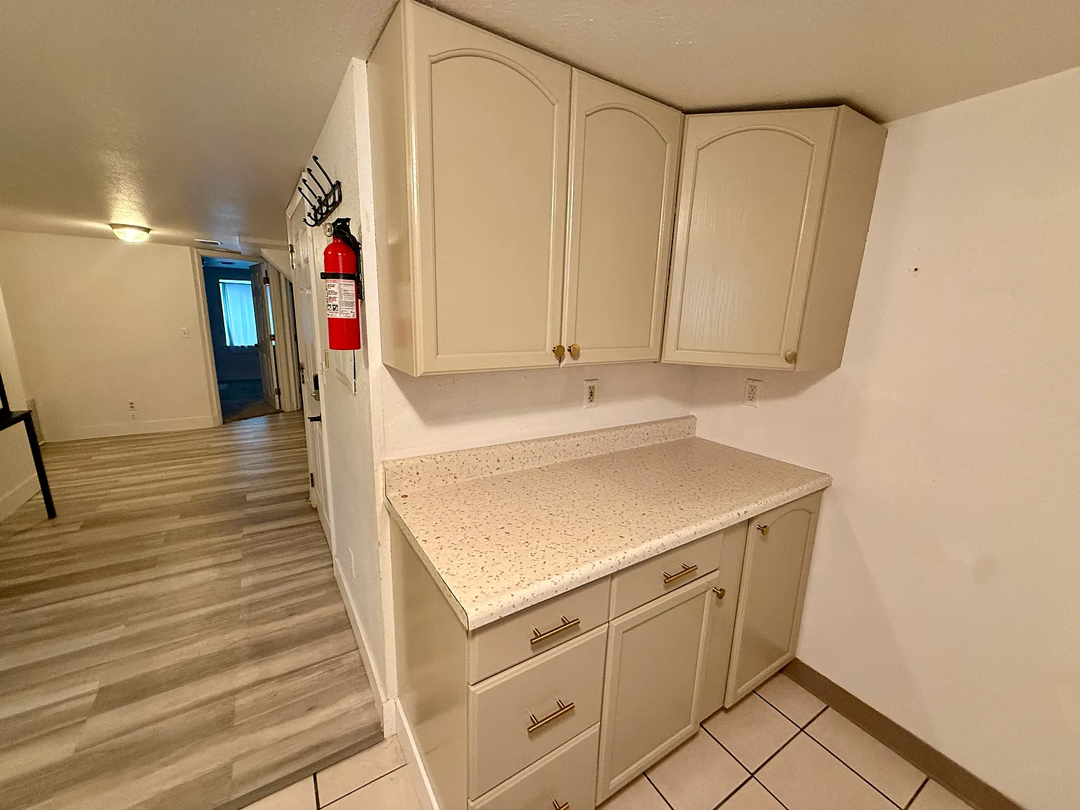3 bed, 1200 sqft, $1,150 — Photo 3