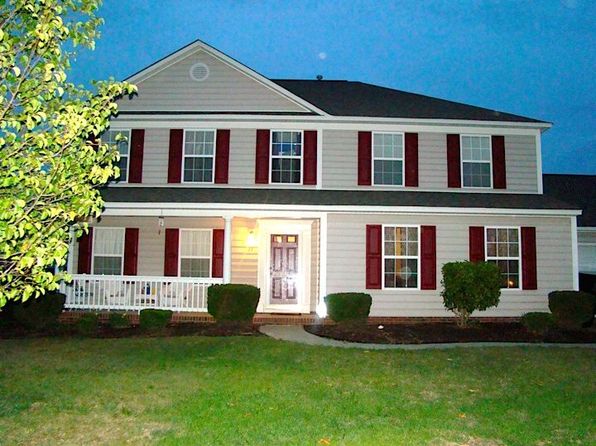 15 Fallstaff Ct