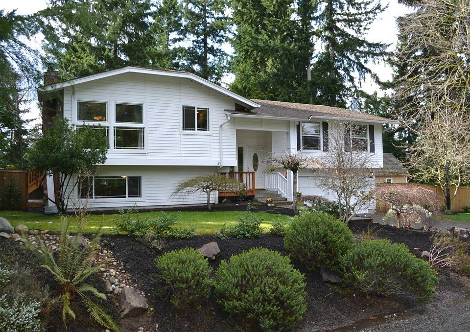 1st image of 1629 219th Pl NE