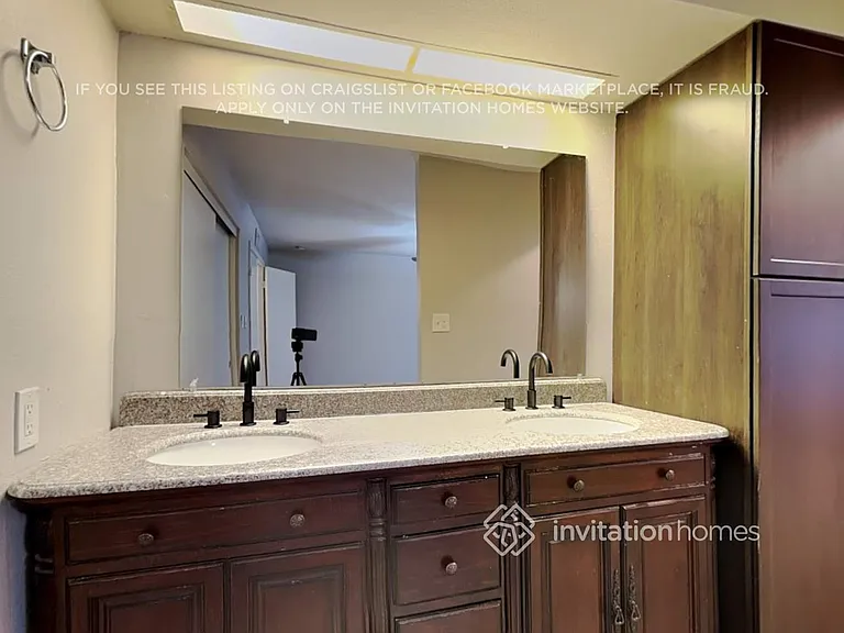 4840 W Vogel Ave — Photo 12