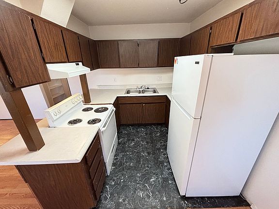 2nd image of 155 Westminster Way APT B