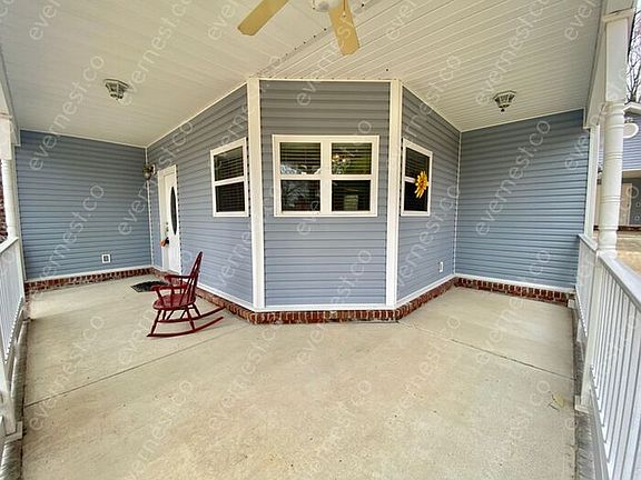 3rd image of 8213 Park Ave #8213