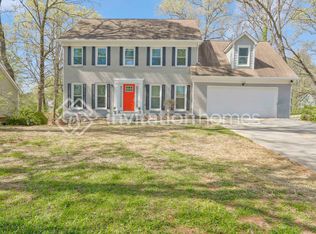 141 Thornbush Trce, Lawrenceville, GA 30046