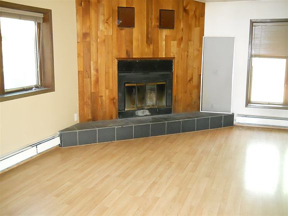 3rd image of 1008 Joyce Dr