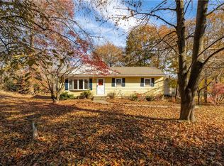 44 Regency Dr, Wappingers Falls, NY 12590