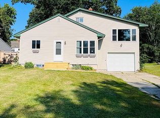 1125 Rossman Ave, Detroit Lakes, MN 56501