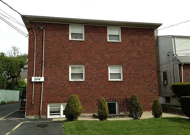 1st image of 40 Stuyvesant Ave APT 8
