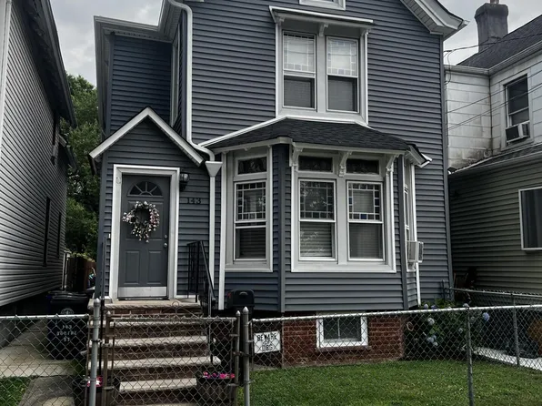 143 Bodine St, Staten Island, NY 10310