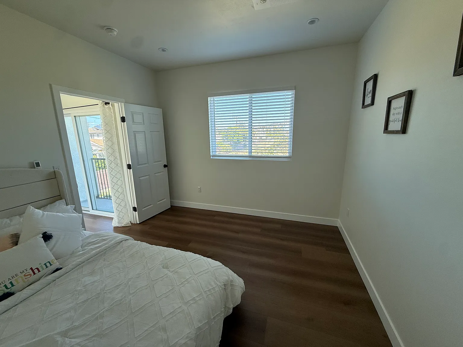 2 bed, 1.5 bath, 800 sqft, $3,600 — Photo 4