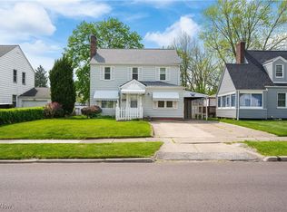 948 Roslyn Ave, Akron, OH