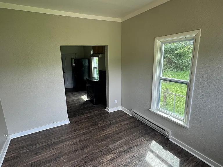 223 Charles St — Photo 3